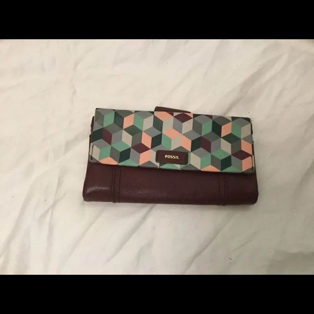 Fossil Burgundy Leather Wallet Purse Bag organizer